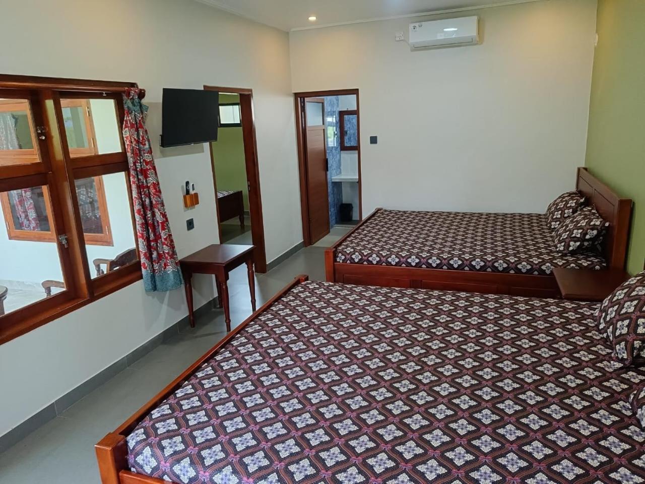 Mango Guesthouse Pangandaran Exterior photo