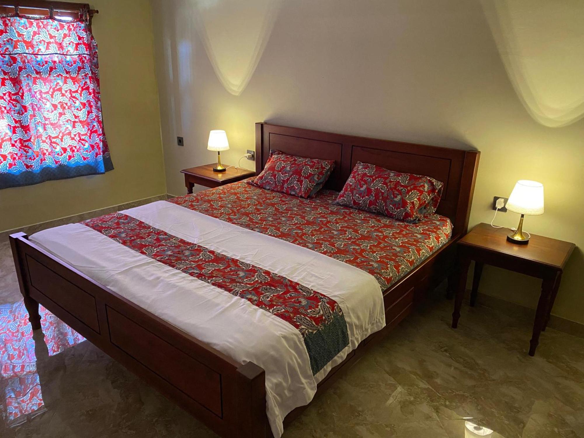 Mango Guesthouse Pangandaran Exterior photo
